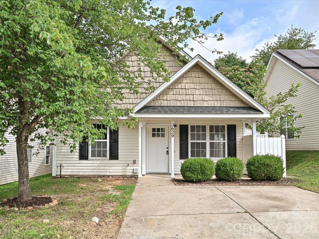 3629 Silver Ore Lane, Charlotte, NC 28216