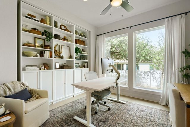 145 Eagle Pass TRL, Georgetown, TX 78628