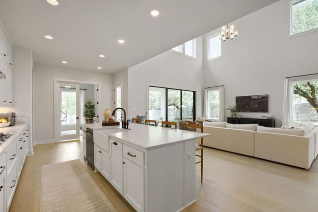 145 Eagle Pass TRL, Georgetown, TX 78628