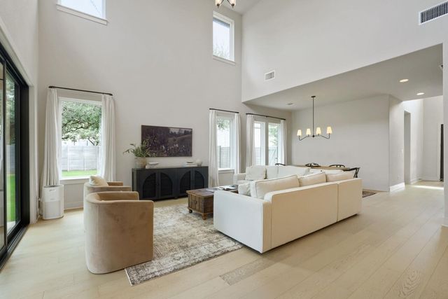 145 Eagle Pass TRL, Georgetown, TX 78628