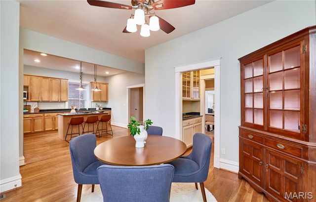 3863 Utah Place, St Louis, MO 63116