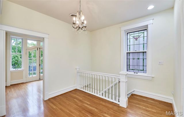 3863 Utah Place, St Louis, MO 63116