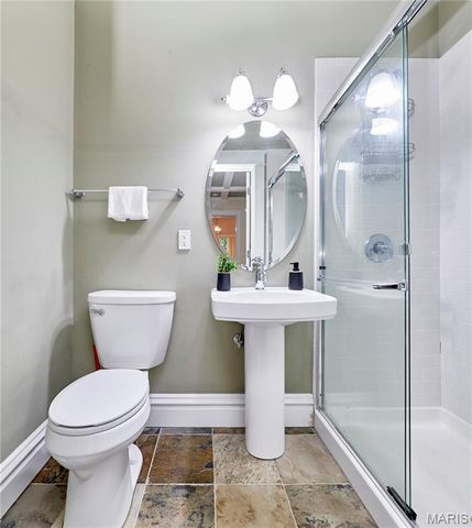 3863 Utah Place, St Louis, MO 63116