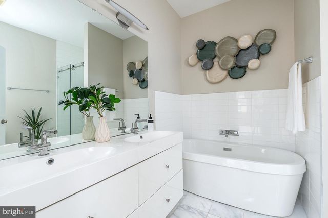 931 S 18TH ST, Philadelphia, PA 19146