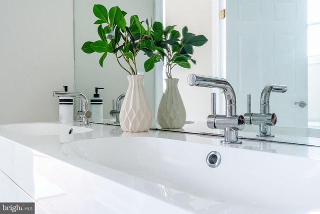 931 S 18TH ST, Philadelphia, PA 19146