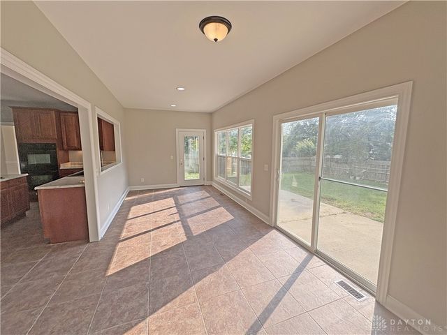 5 Sycamore Springs Drive, Springboro, OH 45066