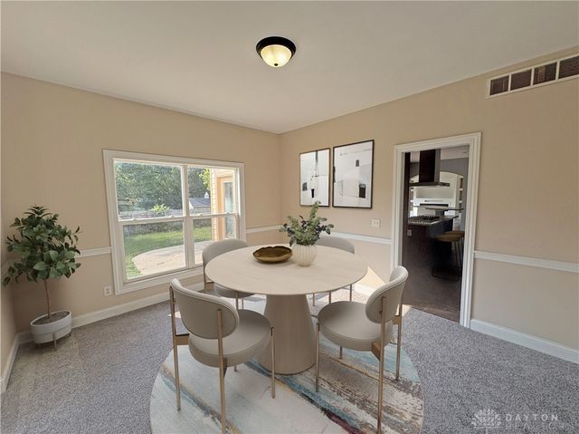 5 Sycamore Springs Drive, Springboro, OH 45066