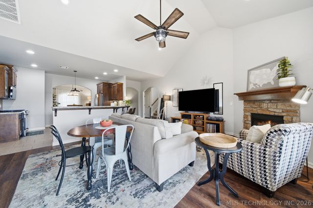 3236 E 146th Street S, Bixby, OK 74008