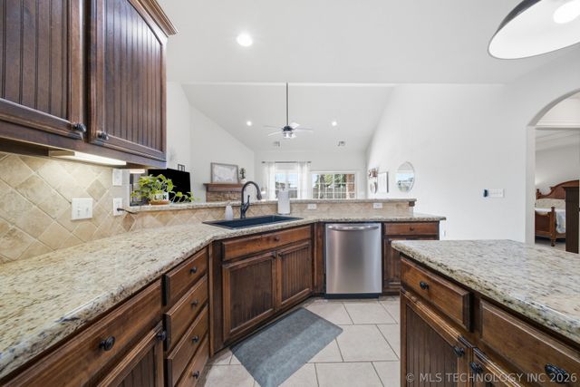 3236 E 146th Street S, Bixby, OK 74008