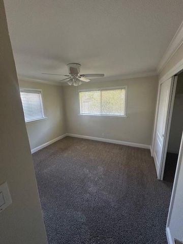 6053 Woodhaven Ave, Carmichael, CA 95608