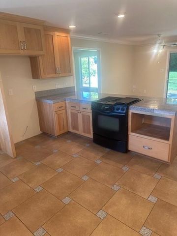 6053 Woodhaven Ave, Carmichael, CA 95608