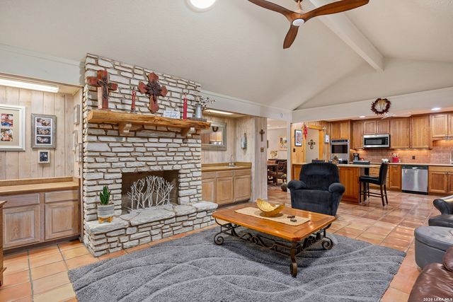 2329 Rock Creek, Kerrville, TX 78028