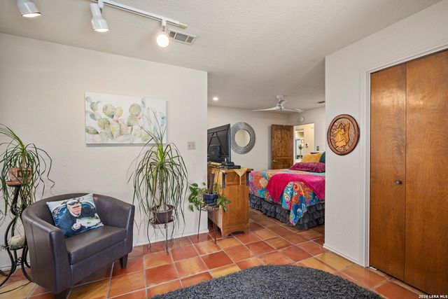 2329 Rock Creek, Kerrville, TX 78028