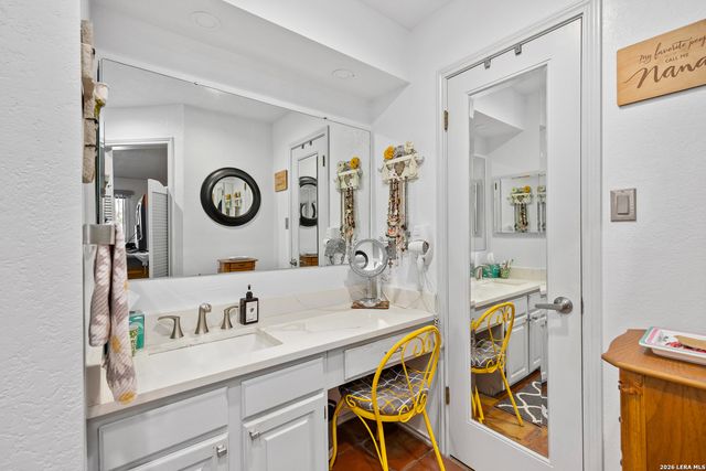 2329 Rock Creek, Kerrville, TX 78028