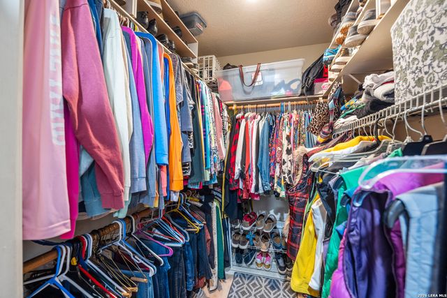 2329 Rock Creek, Kerrville, TX 78028