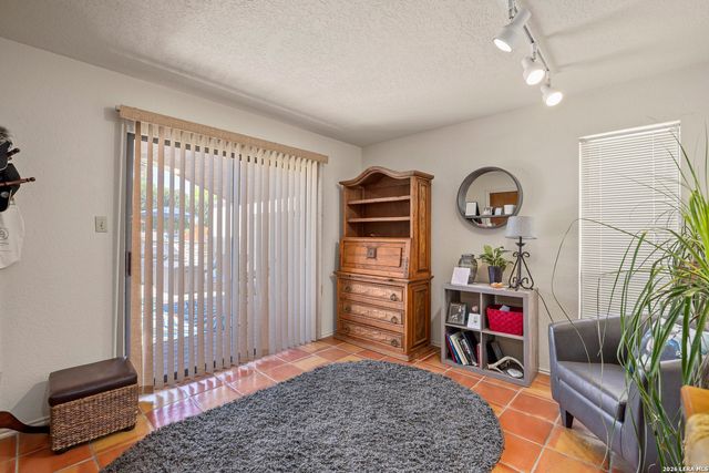 2329 Rock Creek, Kerrville, TX 78028