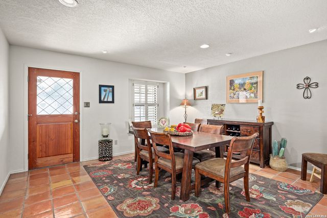 2329 Rock Creek, Kerrville, TX 78028