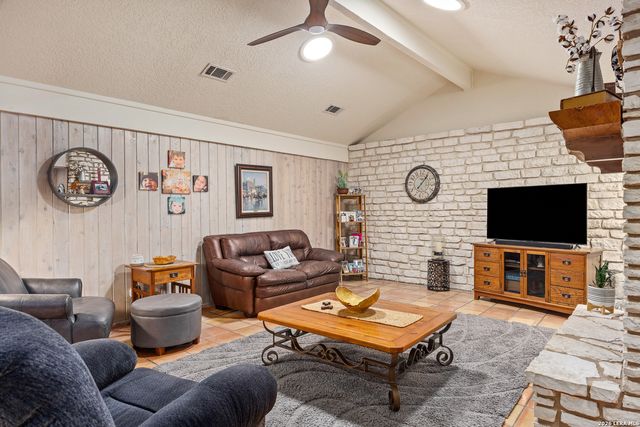 2329 Rock Creek, Kerrville, TX 78028