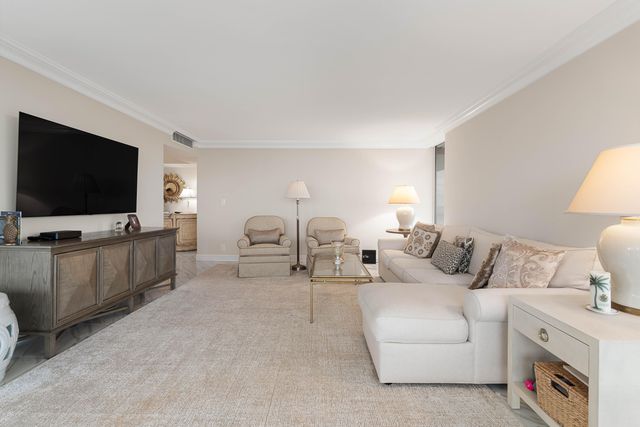 5550 N Ocean Drive 5c, Singer Island, FL 33404