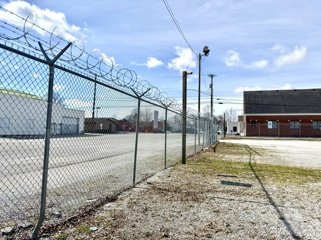 303 N Atlantic St, Tullahoma, TN 37388