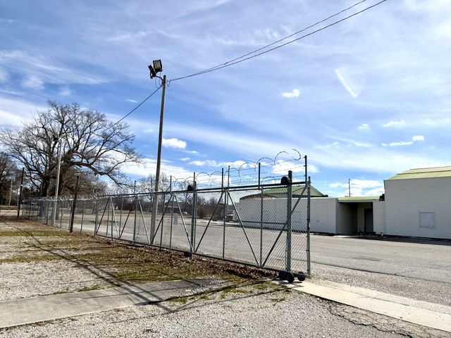 303 N Atlantic St, Tullahoma, TN 37388