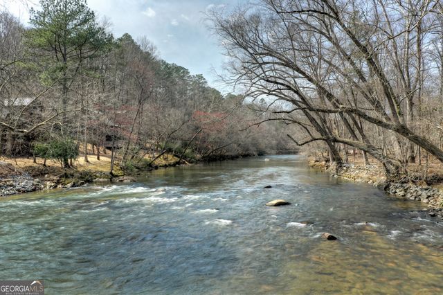 102 Addle Way, Ellijay, GA 30540