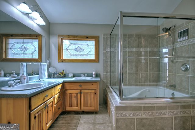 102 Addle Way, Ellijay, GA 30540