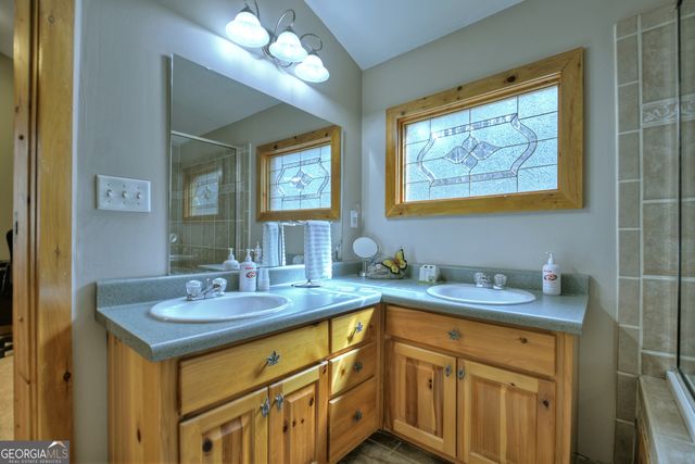 102 Addle Way, Ellijay, GA 30540