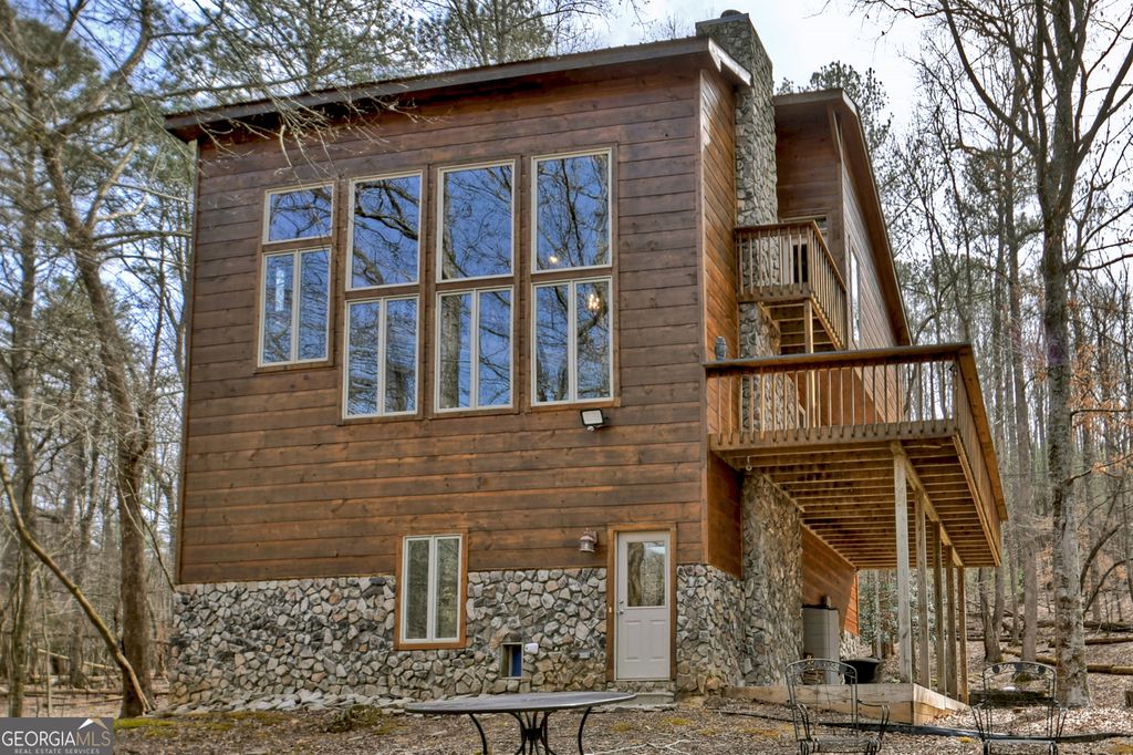 102 Addle Way, Ellijay, GA 30540