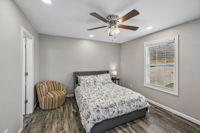 158 Old Babb Rd, Rocky Face, GA 30740