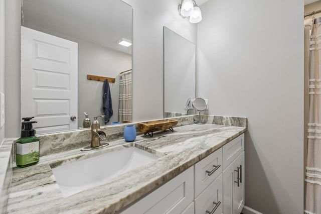 158 Old Babb Rd, Rocky Face, GA 30740