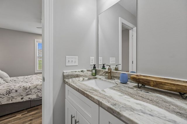 158 Old Babb Rd, Rocky Face, GA 30740