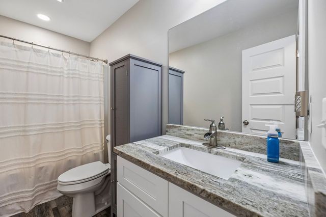 158 Old Babb Rd, Rocky Face, GA 30740