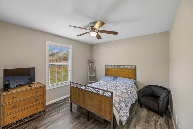 158 Old Babb Rd, Rocky Face, GA 30740