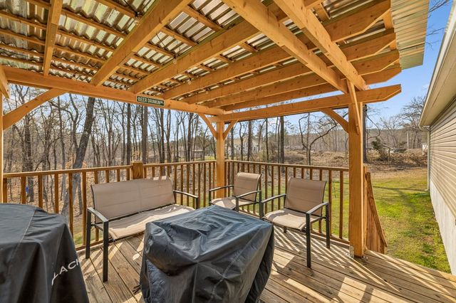 158 Old Babb Rd, Rocky Face, GA 30740