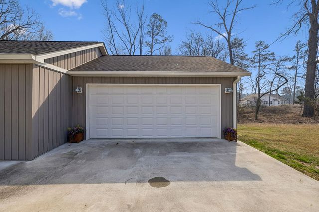 158 Old Babb Rd, Rocky Face, GA 30740