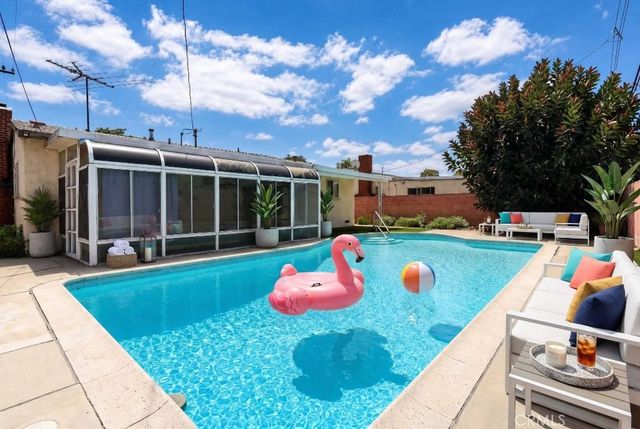 513 Newkirk, Fullerton, CA 92832