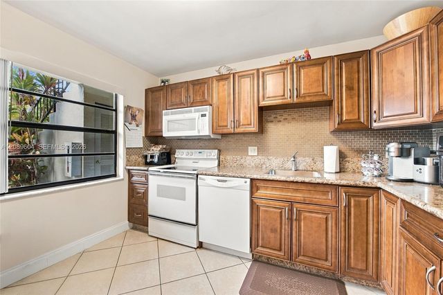 21529 Cypress Hammock Drive 35G, Boca Raton, FL 33428