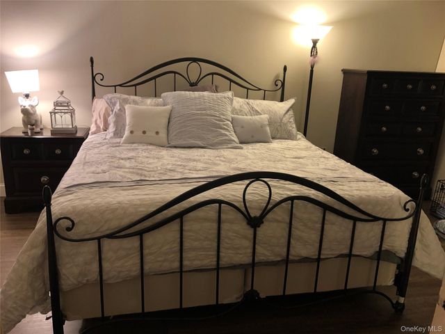 478 Sierra Vista Lane, Valley Cottage, NY 10989