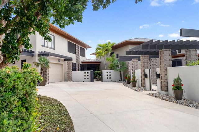 1804 N LAKE SHORE DRIVE, Sarasota, FL 34231