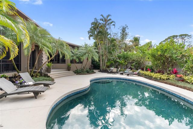 1804 N LAKE SHORE DRIVE, Sarasota, FL 34231