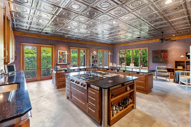 1804 N LAKE SHORE DRIVE, Sarasota, FL 34231