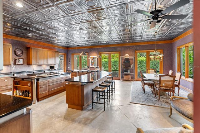 1804 N LAKE SHORE DRIVE, Sarasota, FL 34231