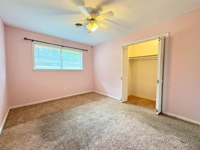 1702 Baylor Avenue, Bay City, TX 77414