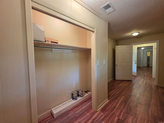 600 Walker Street, Bald Knob, AR 72010