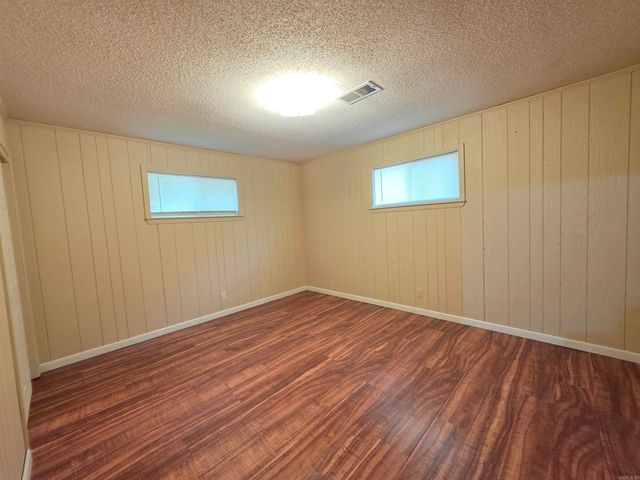 600 Walker Street, Bald Knob, AR 72010