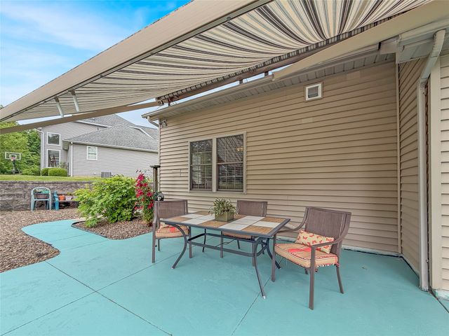 5940 SHADY HOLLOW Drive, Erie, PA 16506