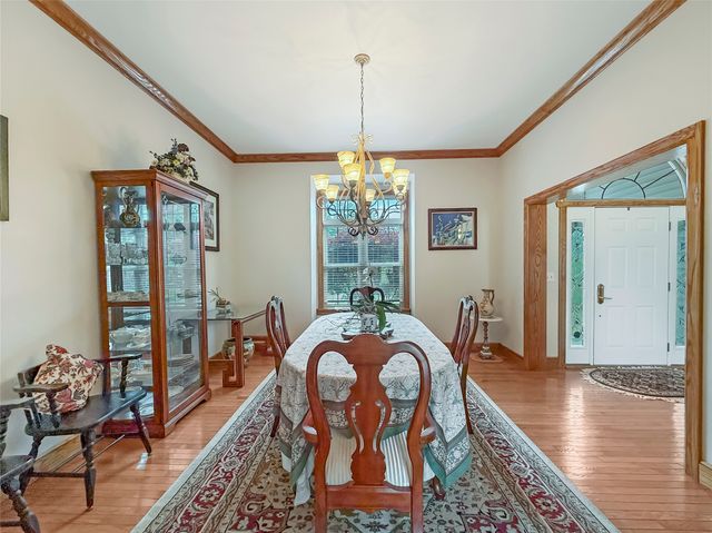 5940 SHADY HOLLOW Drive, Erie, PA 16506