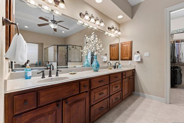 122 OBSCURE WAY, Spring Branch, TX 78070