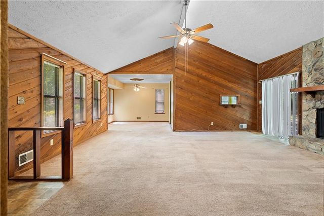 2656 Royal Oak Court, Acworth, GA 30102